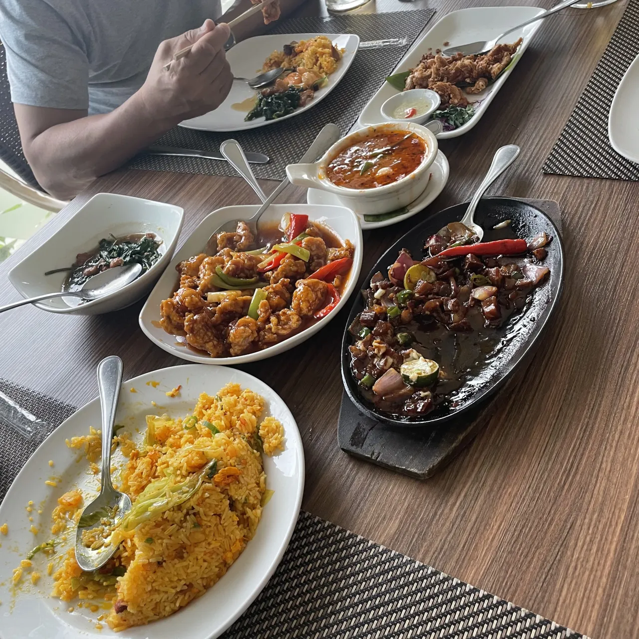 [세부] 아론이 아론거려..
